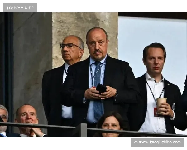 贝尼特斯与帕纳辛纳科斯签署为期两年的合约