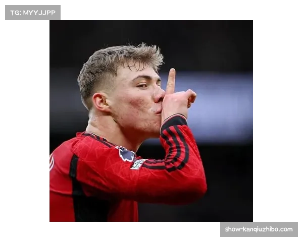 霍伊伦21场8球1助攻，那不勒斯前锋保持稳定进球输出